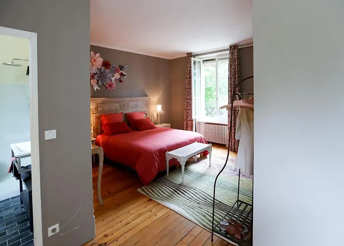 Clos Remy Bed & Breakfast Precy-sur-Oise