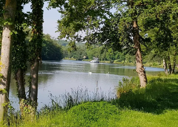 Clos Remy Bed & Breakfast 3*